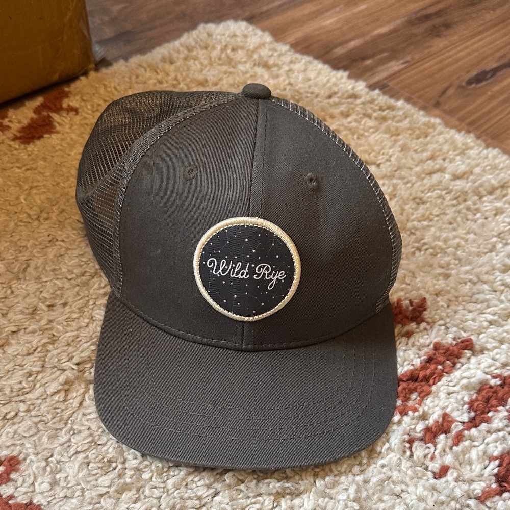 Wild Rye Women's Gray Trucker Hat